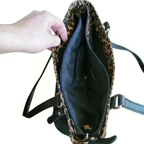 GIANI BERNINI Colorblock Pebble Tote Purse, Leopard/ Black, Made For Macy's, NWT - Picture 8 of 14
